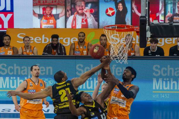 运动员容易 运动员容易