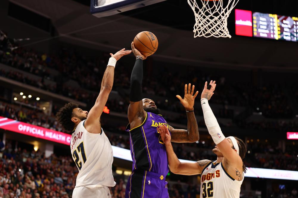 表现欢呼 表现欢呼